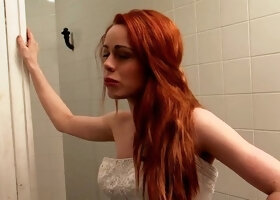 Muffs, redhead gets fucked