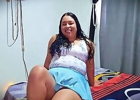 DeisyYeraldine in Medelln: visits her neighbor and ends up pleasuring herself with dildo and has