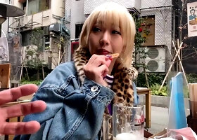 20000068_デカチチの日本の女性が潮吹きするセクース
